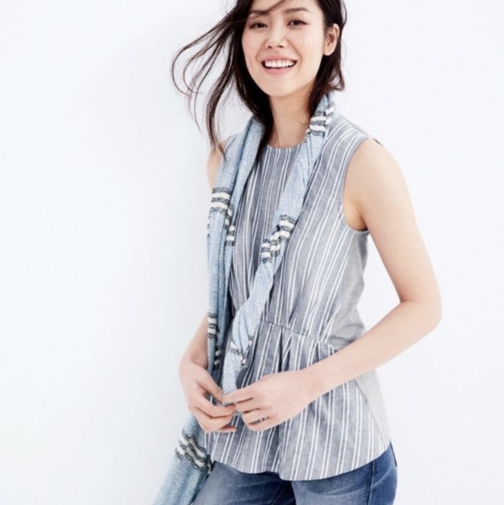 J. Crew 100% Cotton Cinched Sleeveless Pinstripe Blue Gray Blouse Sz Xsmall